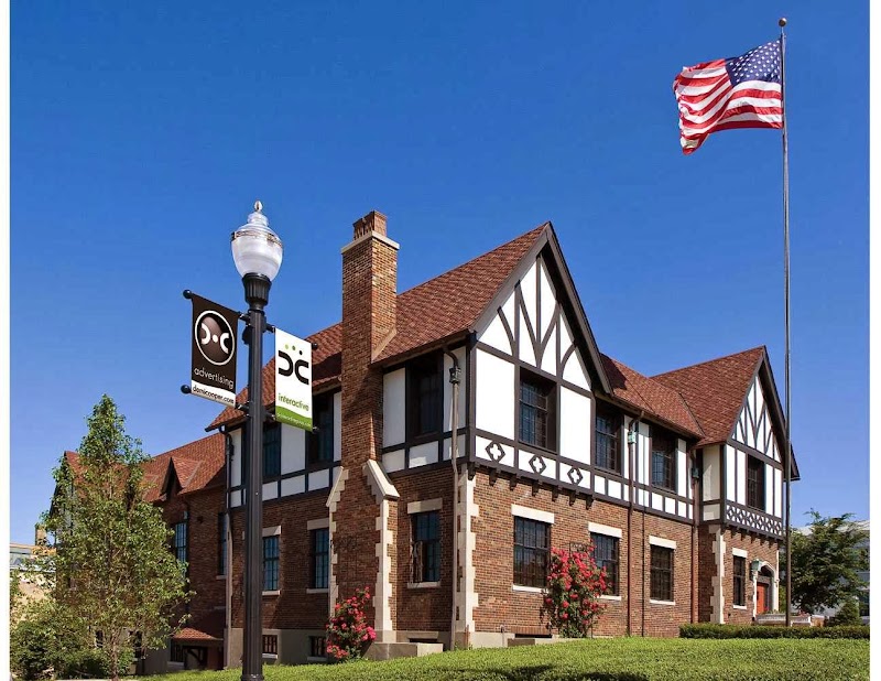 Demi & Cooper Advertising